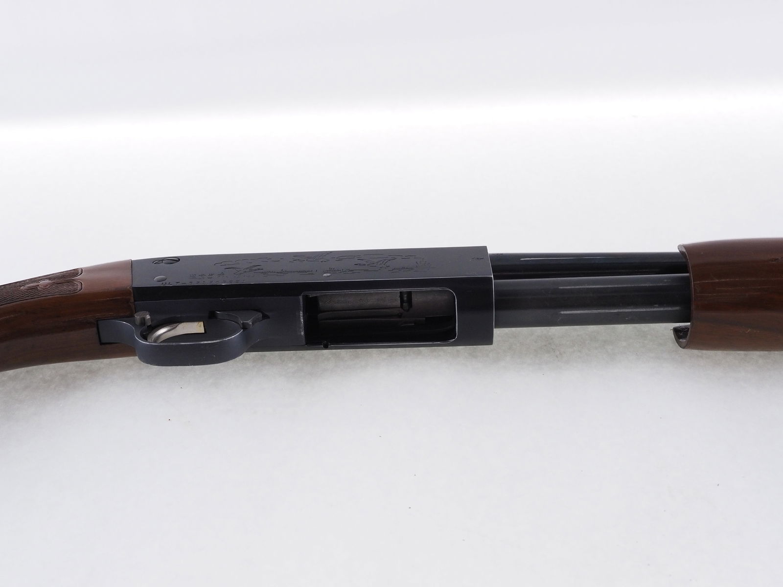 Ithaca Model 37 Ultra-Featherweight Slide Action Shotgun - 12