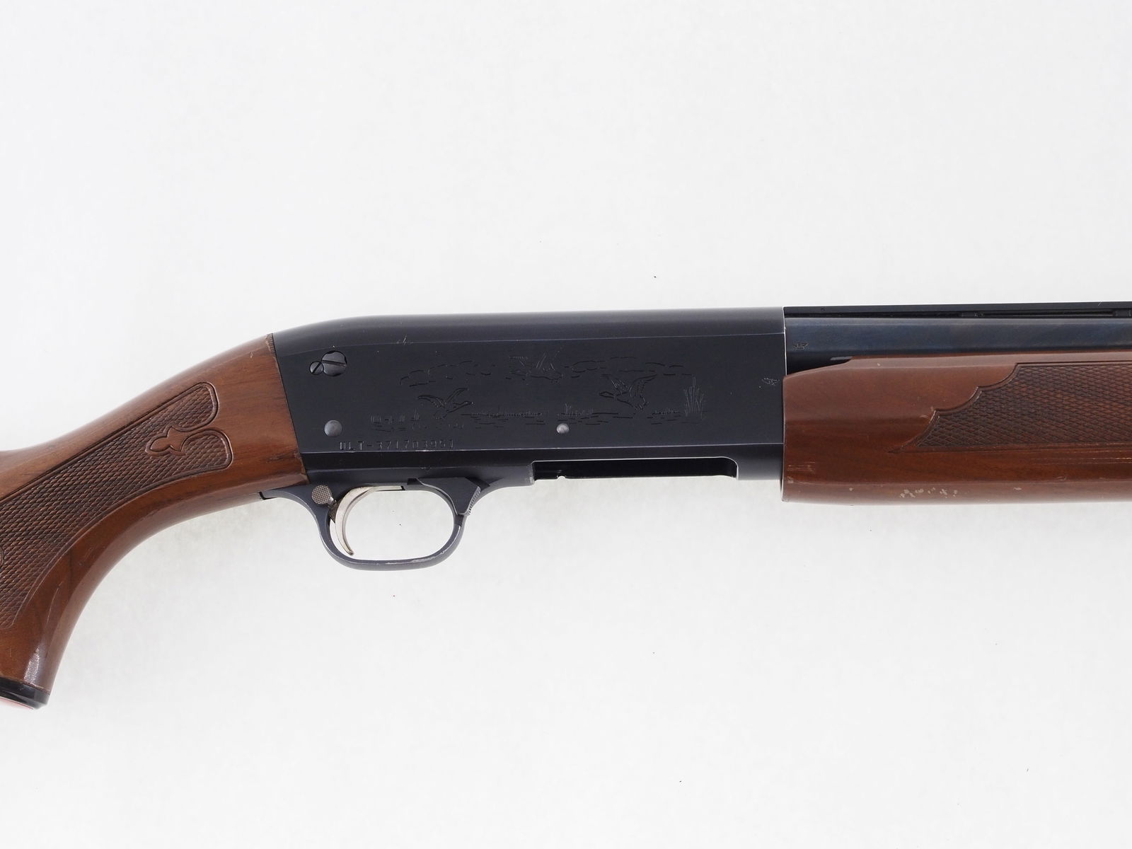 Ithaca Model 37 Ultra-Featherweight Slide Action Shotgun - 5