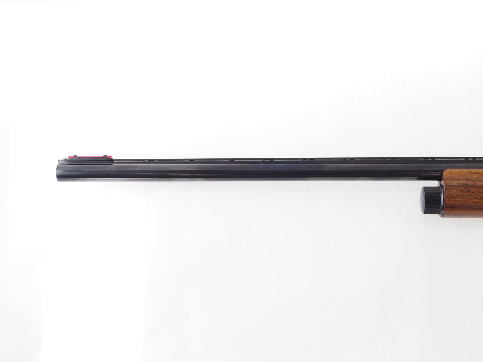 Smith & Wesson Model 1000 Semi Automatic Shotgun - 14
