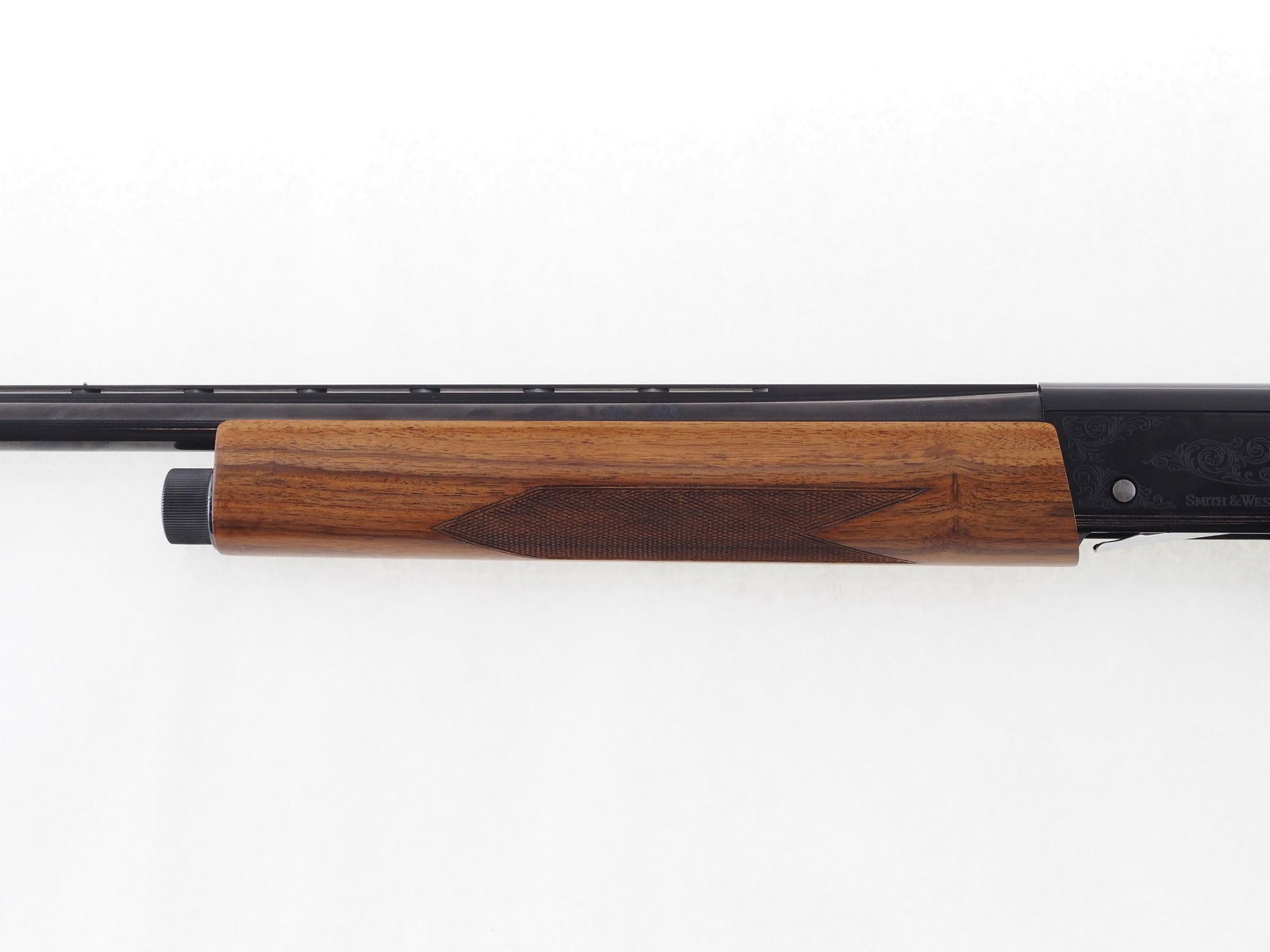 Smith & Wesson Model 1000 Semi Automatic Shotgun - 15