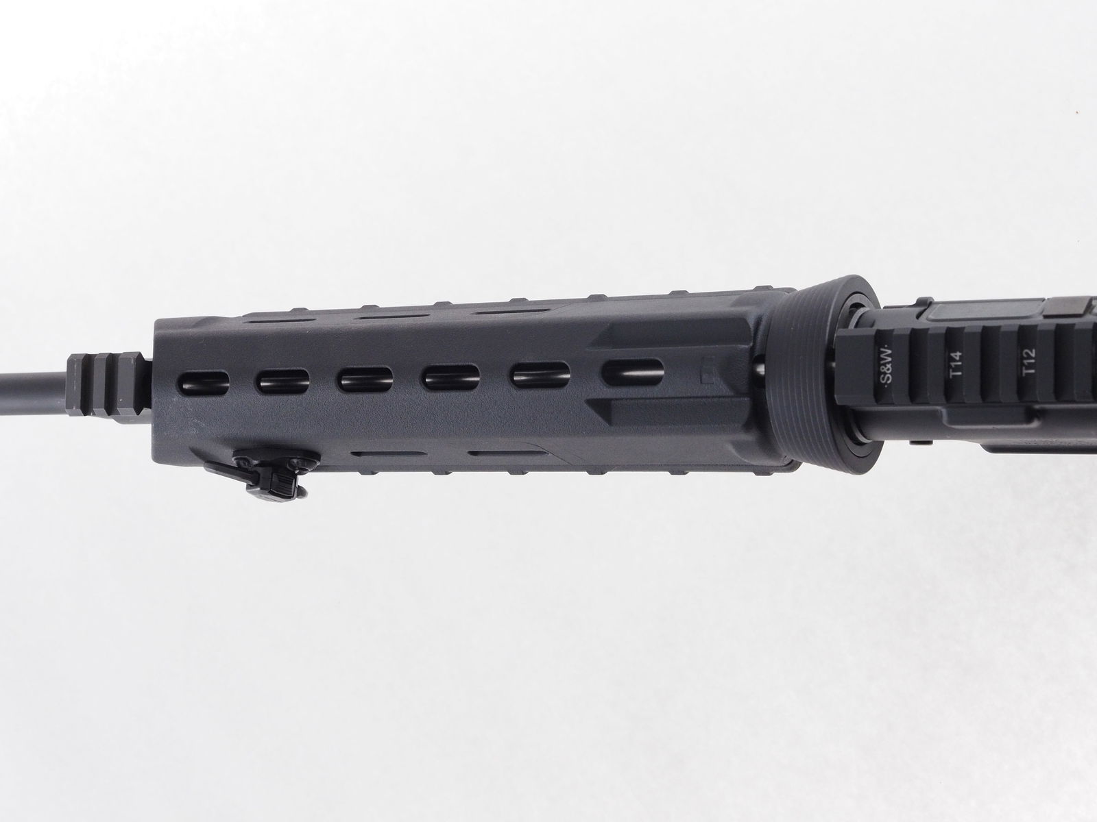 Smith & Wesson Model M&P-10 Semi Automatic Rifle - 18