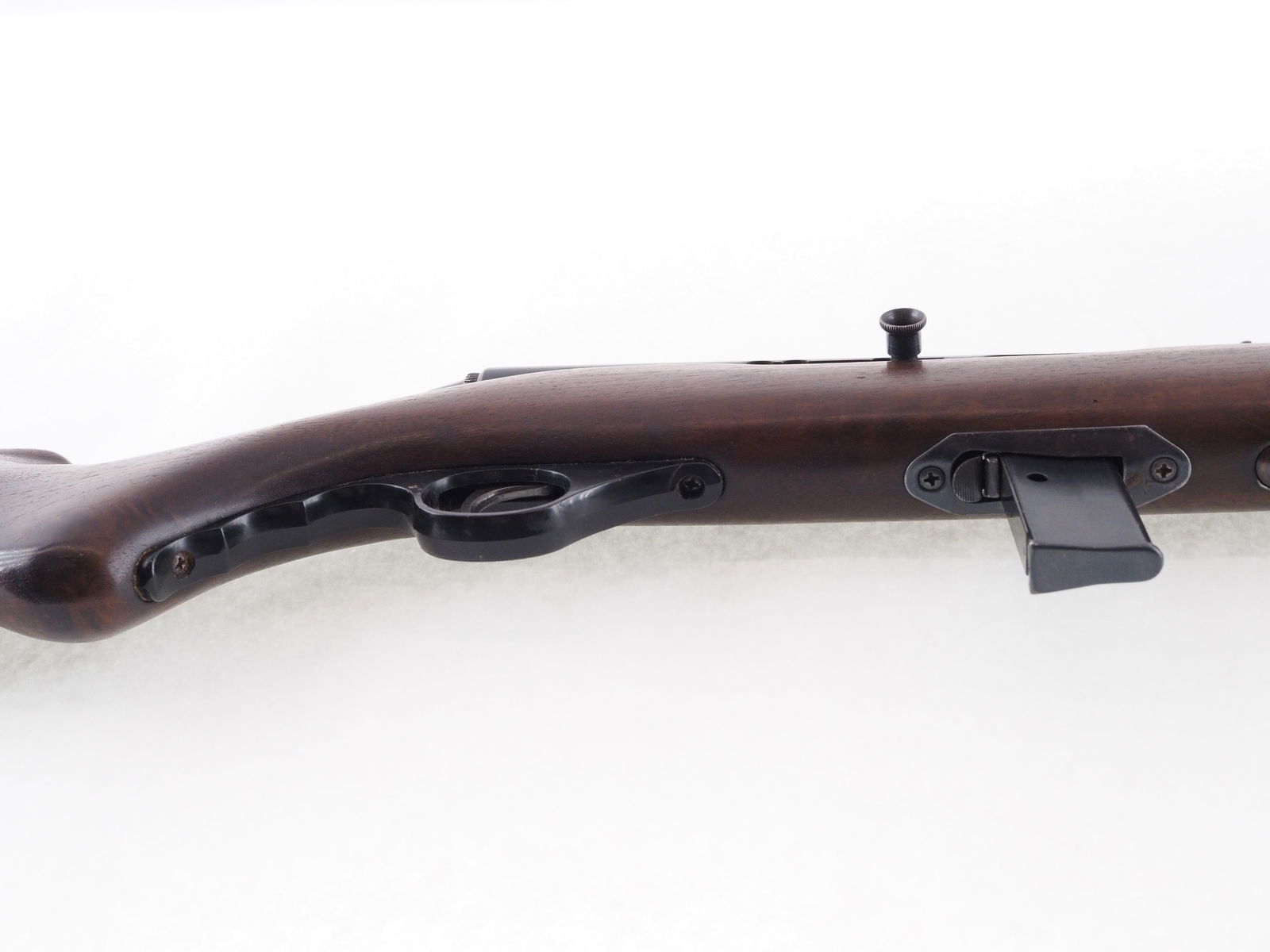 Mossberg Model 152 Semi Automatic Rifle - 9