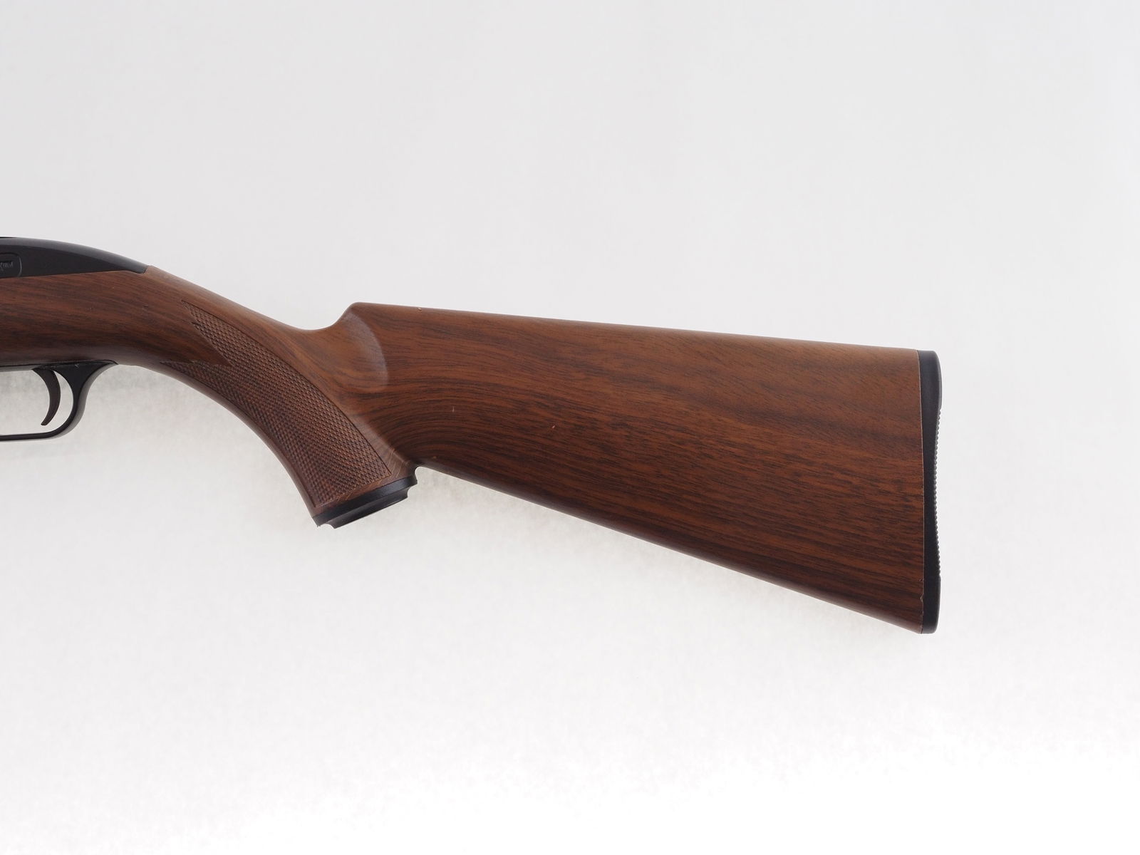 Mossberg Model 702 Plinkster Semi Automatic Rifle - 15