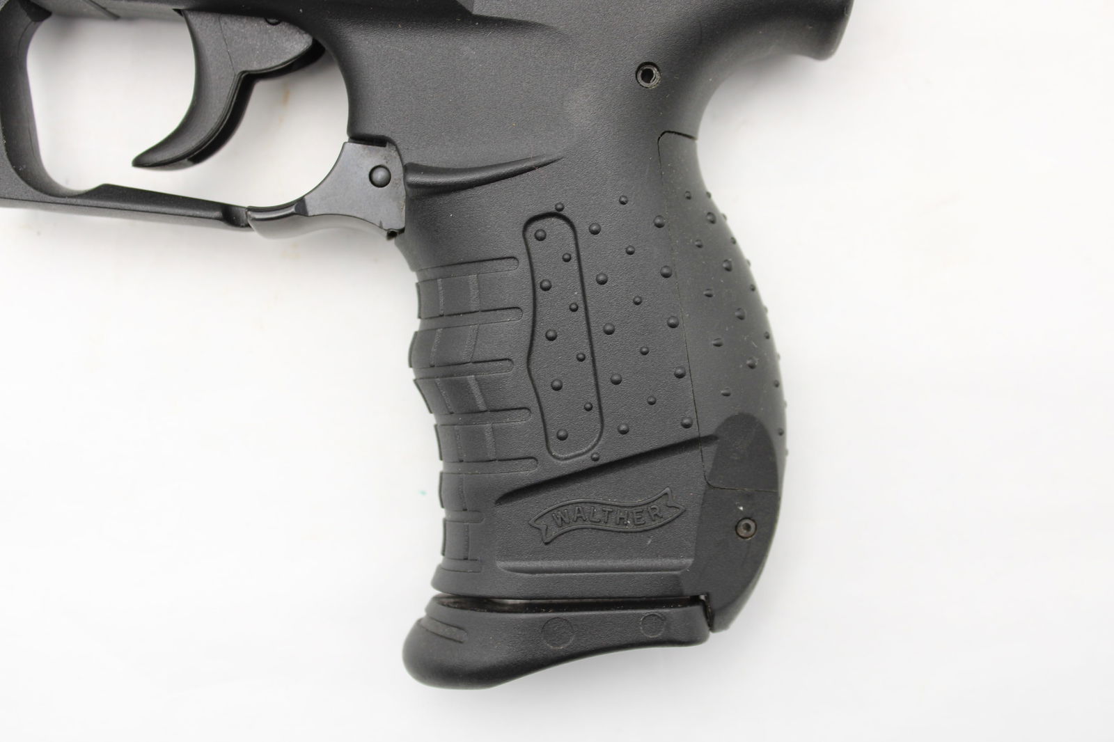 Walther Model P22 Semi Automatic Pistol - 10