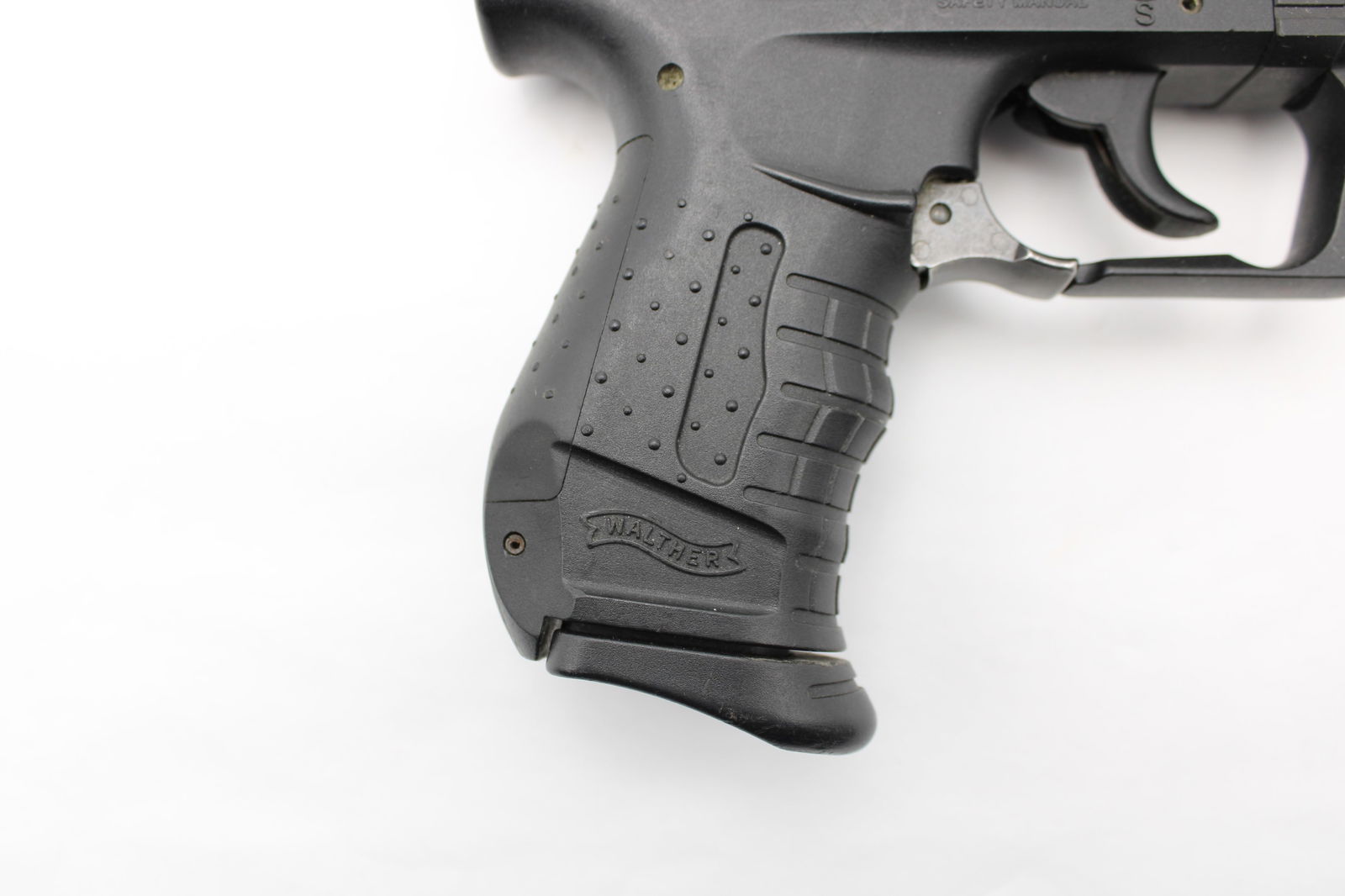 Walther Model P22 Semi Automatic Pistol - 4