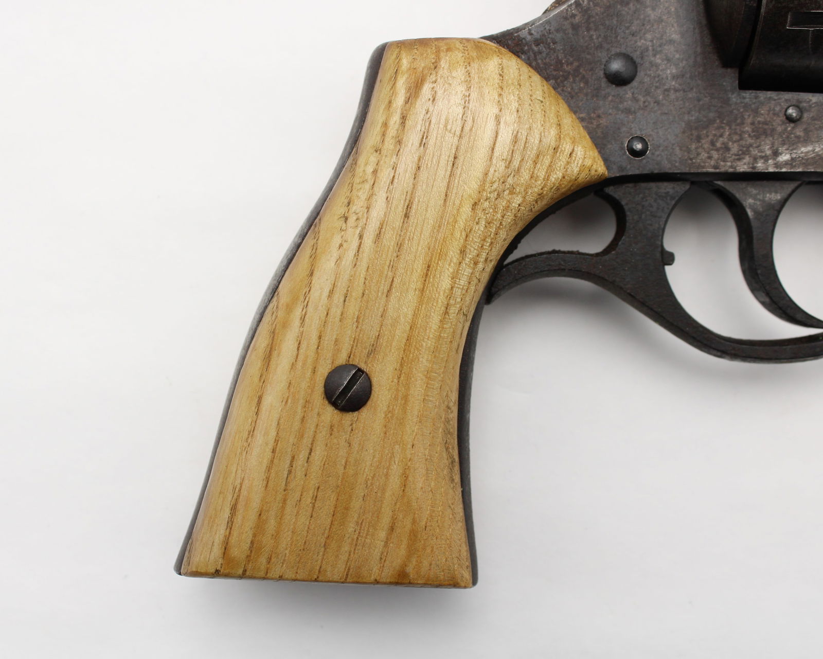 New England Firearms Model R22 Ultra Mag Revolver - 4