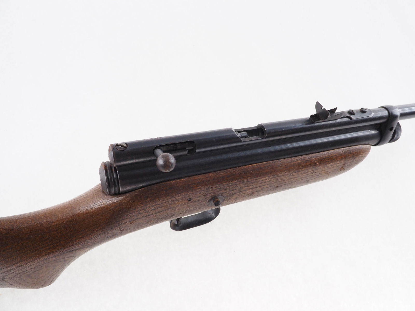 Crosman Model 180 Bolt Action Pellet Rifle - 11