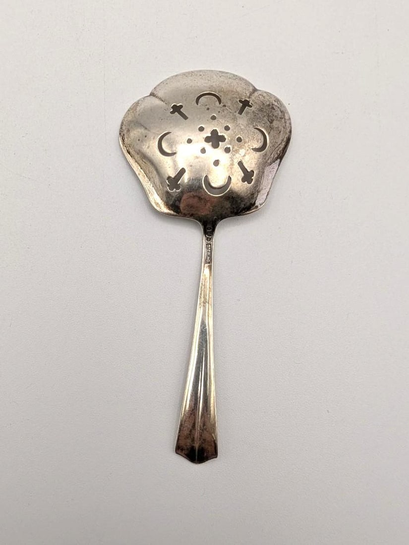 (8) Sterling Silver Articles - 19