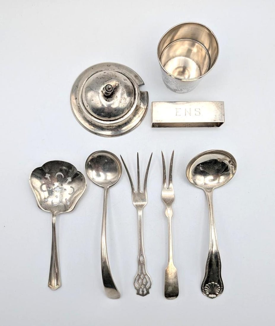 (8) Sterling Silver Articles: 158.7 grams 