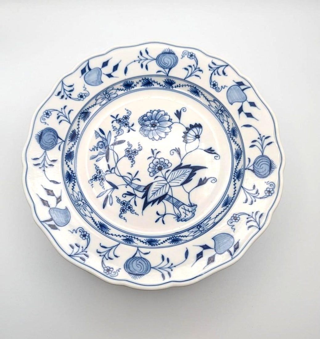 (5) Meissen Onion Pattern Plates - 2