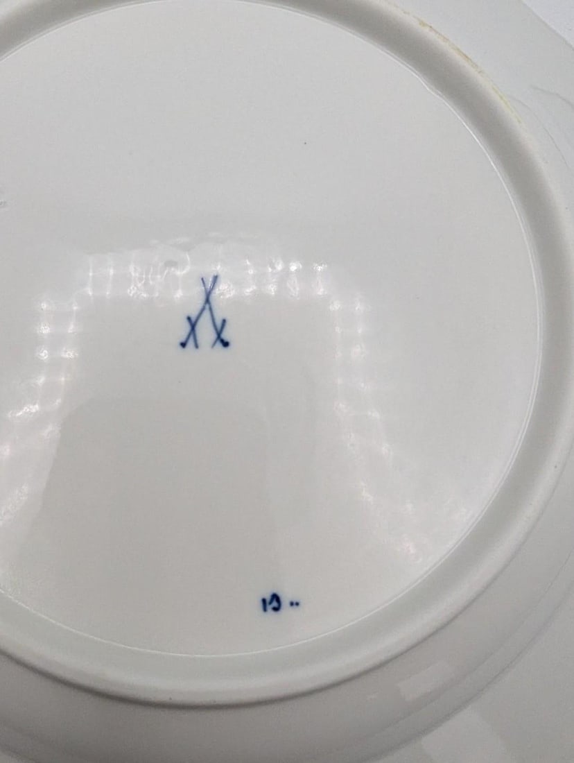 (5) Meissen Onion Pattern Plates - 4