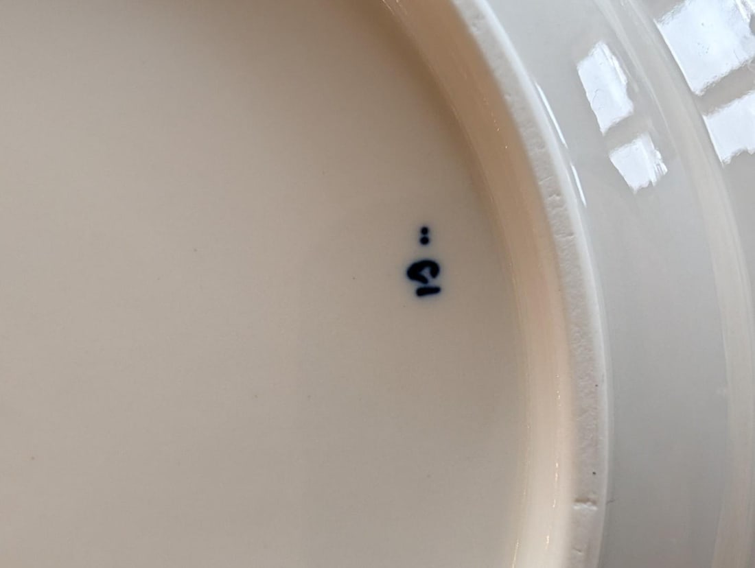 (5) Meissen Onion Pattern Plates - 6