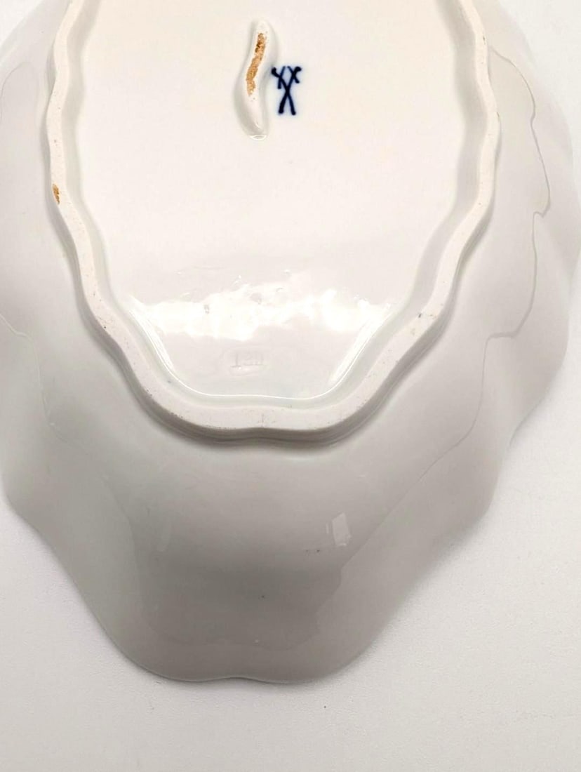 (4) Meissen Onion Pattern Articles - 10