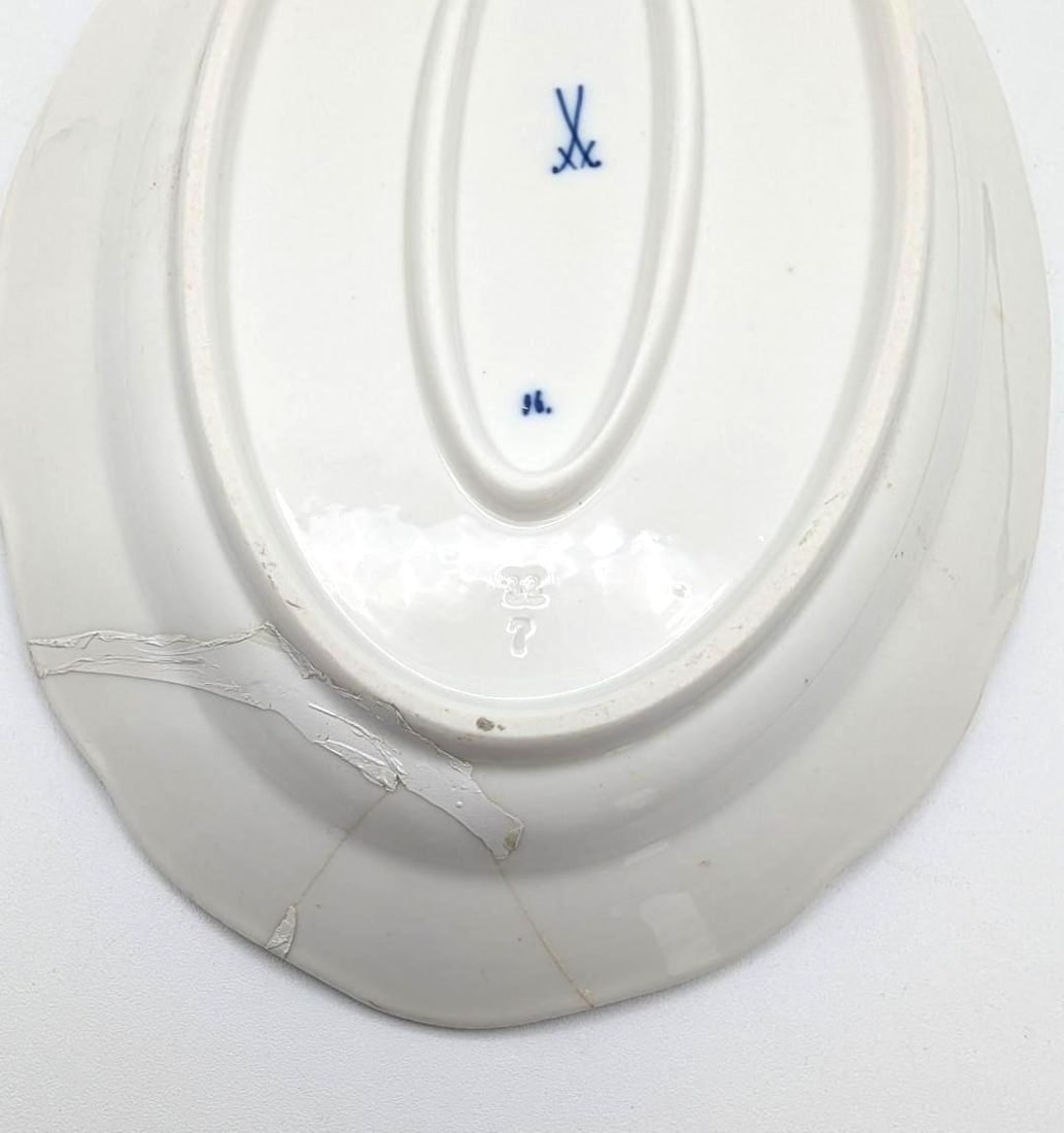 (4) Meissen Onion Pattern Articles - 6