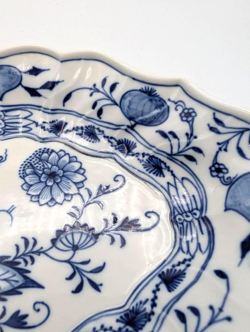 (4) Meissen Onion Pattern Articles - 8