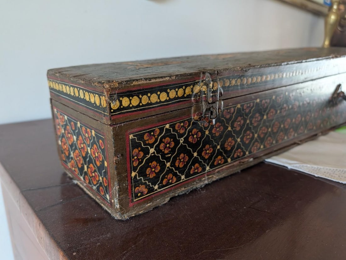 Antique Hand Painted Violin Case - 8