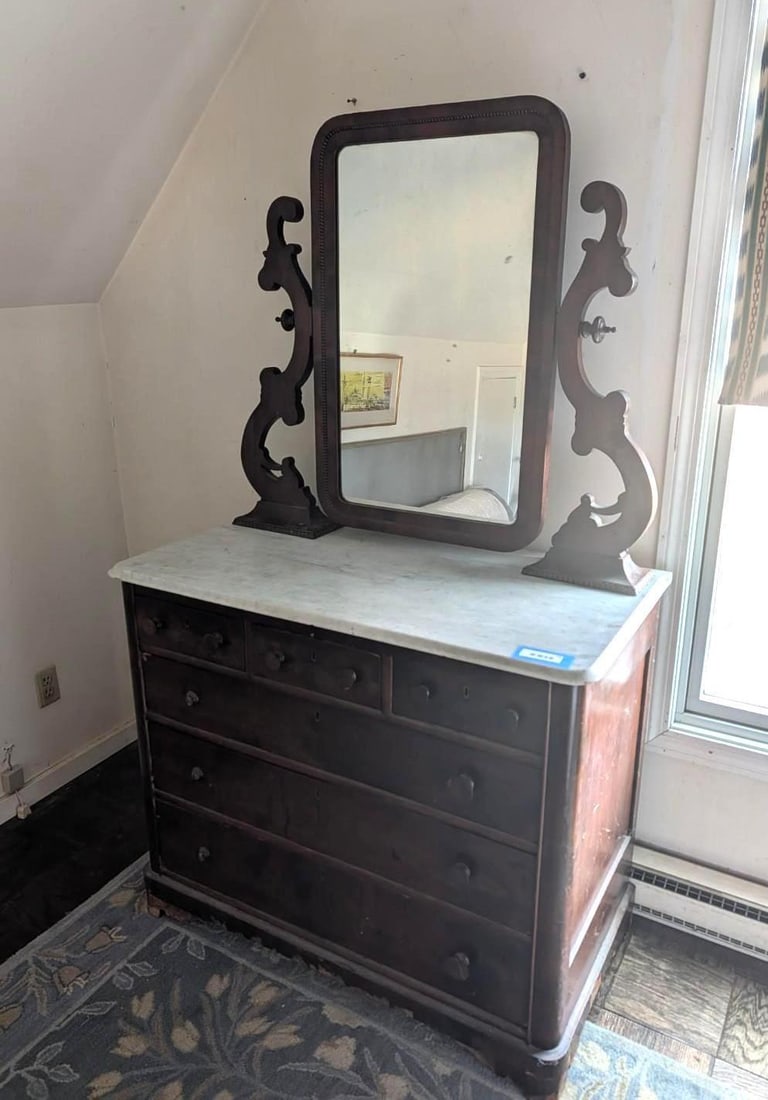 American Classical Mahogany Dresser Vanity w/ Marble Top & Mirror: 42" x 22" x 70" in height; veneer loss & damaged pulls 