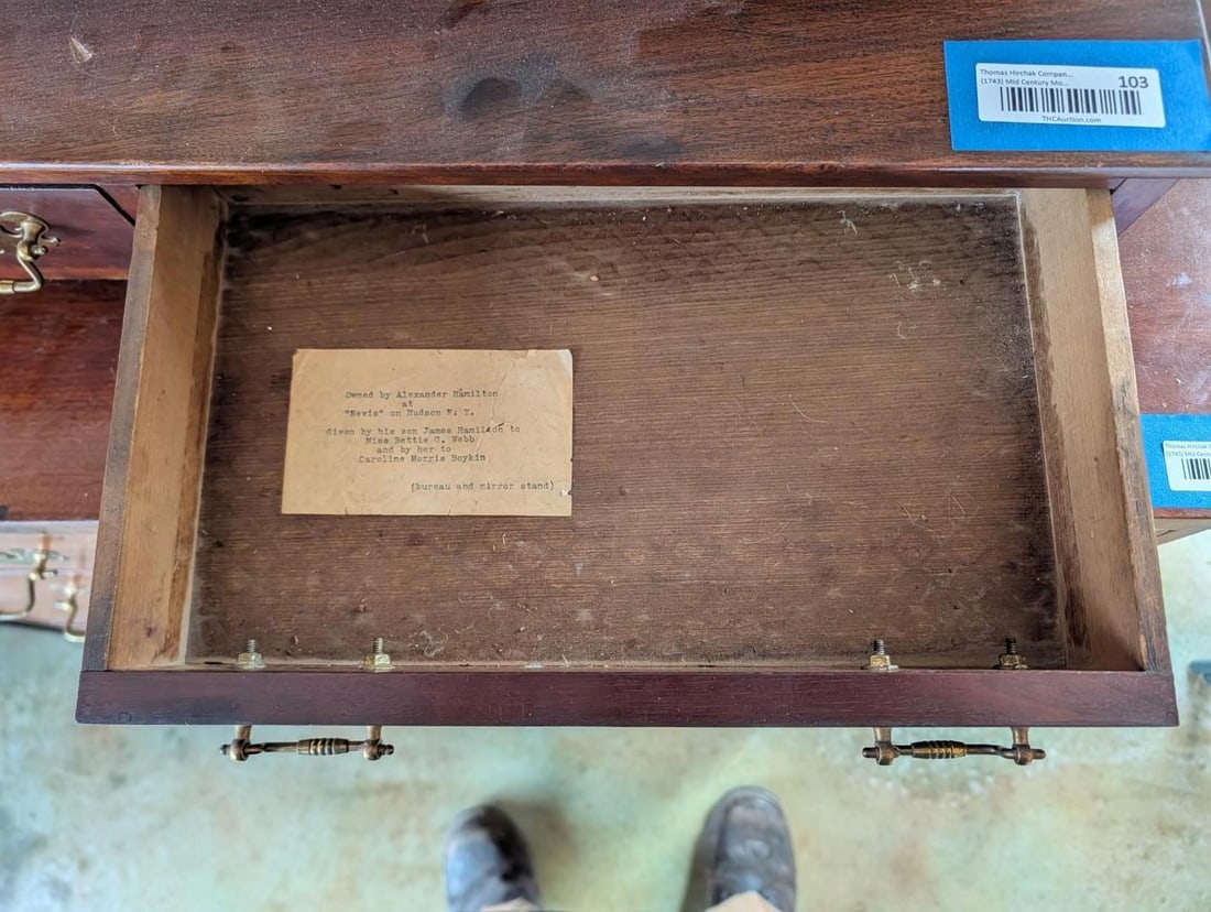 Alexander Hamilton Chippendale Mahogany Dressing Mirror - 15