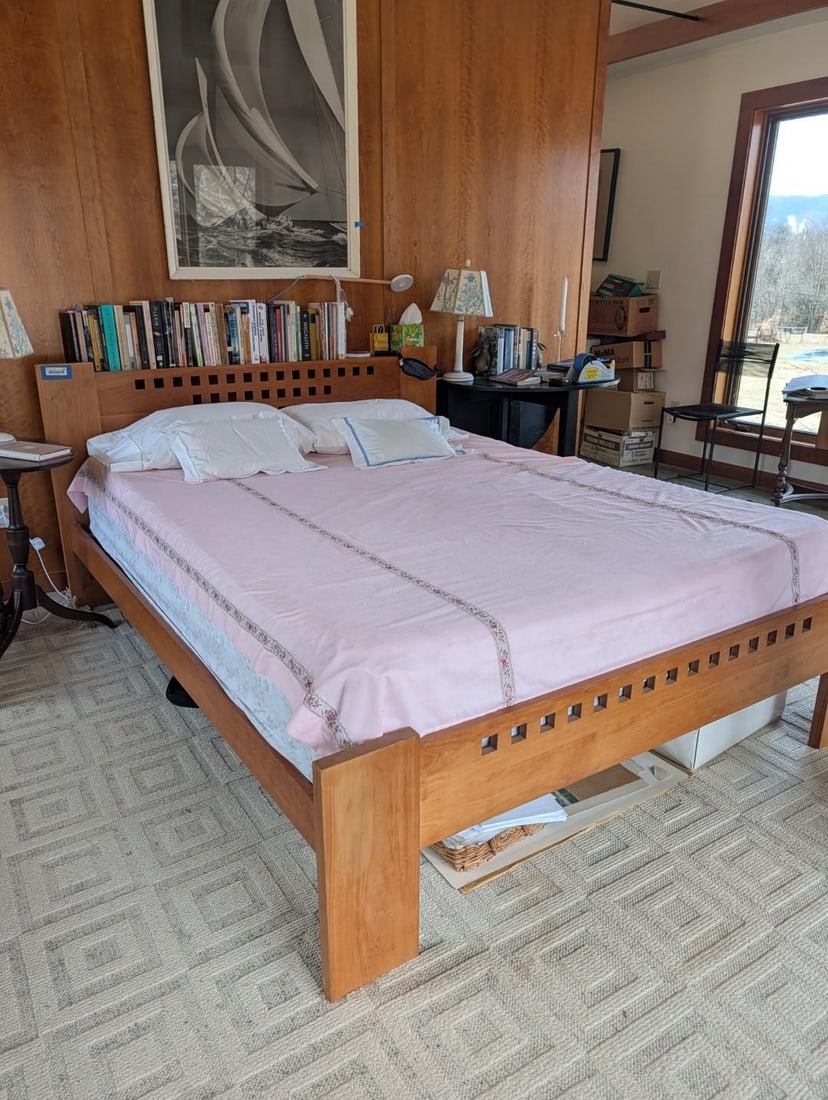 Charles Webb "Design Research" Cherry Queen Size Bed - 3