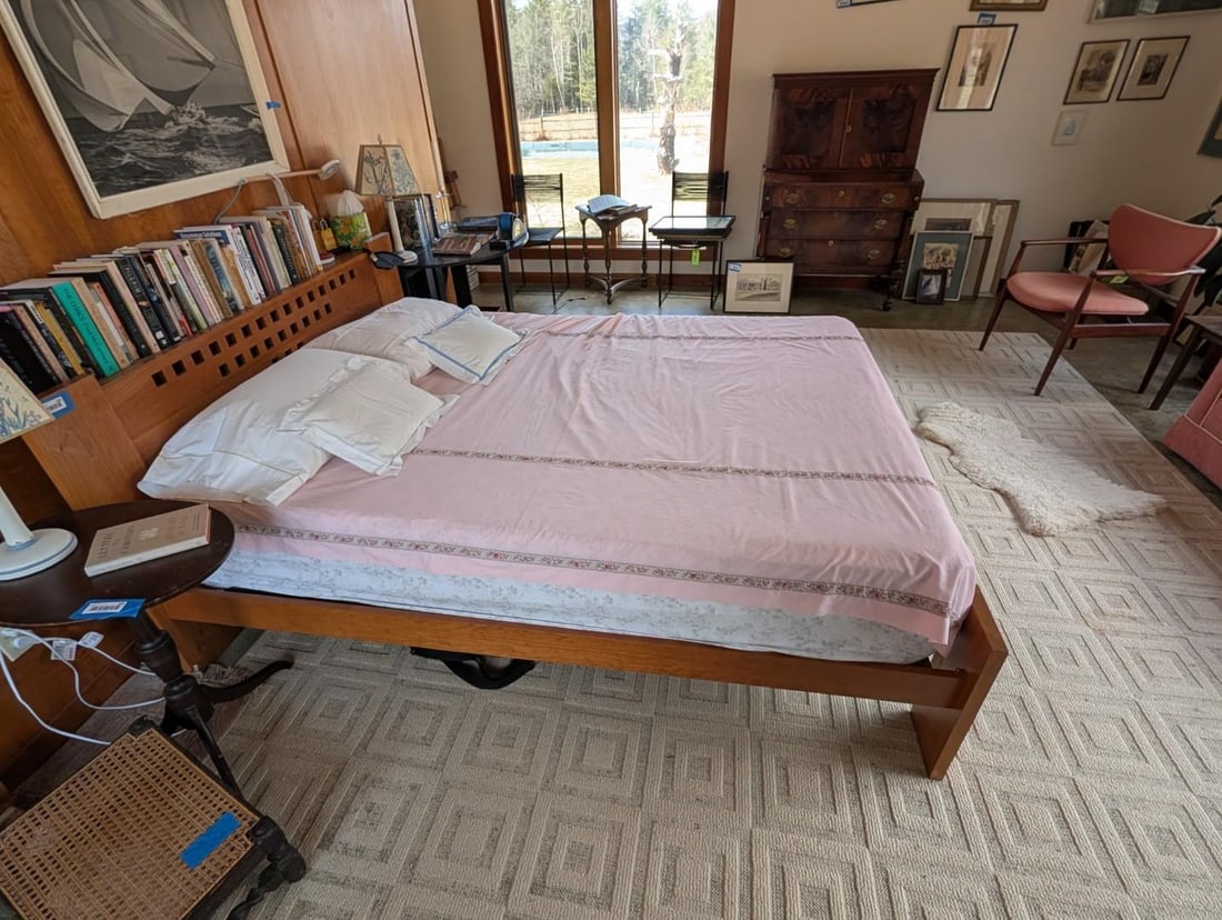 Charles Webb "Design Research" Cherry Queen Size Bed - 6