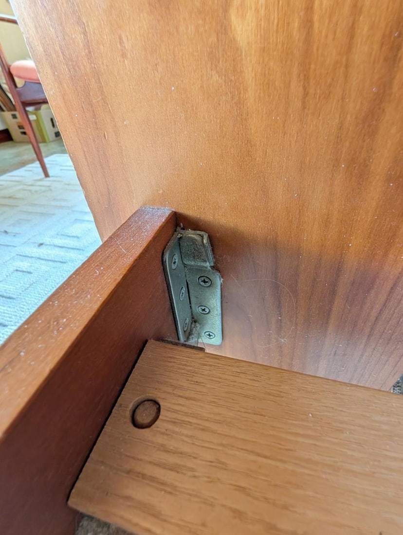 Charles Webb "Design Research" Cherry Queen Size Bed - 9