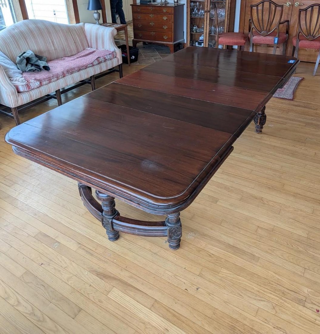 French Henry II Mahogany Dining Room Table - 5