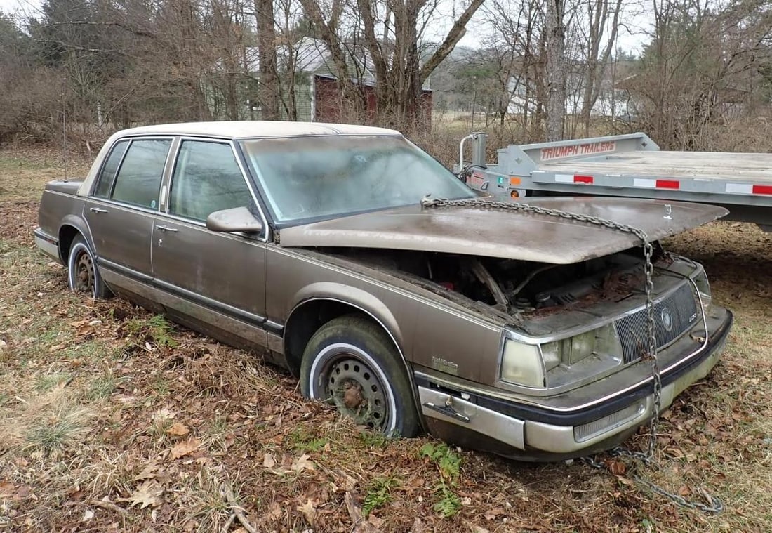 (3) Buick Automotive Vehicles: 1G4CWX98XG1501027, 1G4AH19X3GT452483, 1G4HR54C5JH434849, All TMU, **For parts only** , Location: Backyard 