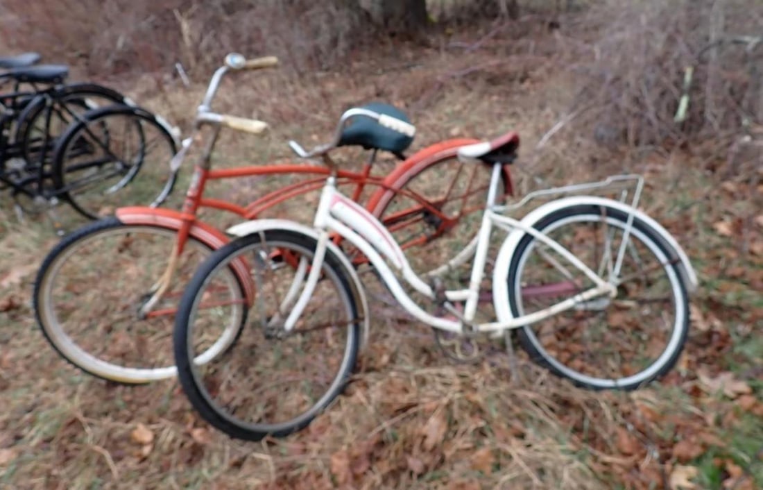 (2) Cruiser Bikes - 4