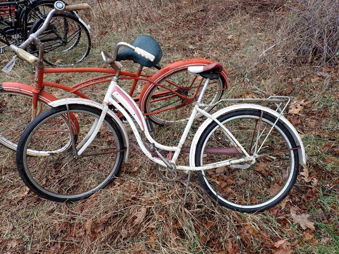 (2) Cruiser Bikes - 8