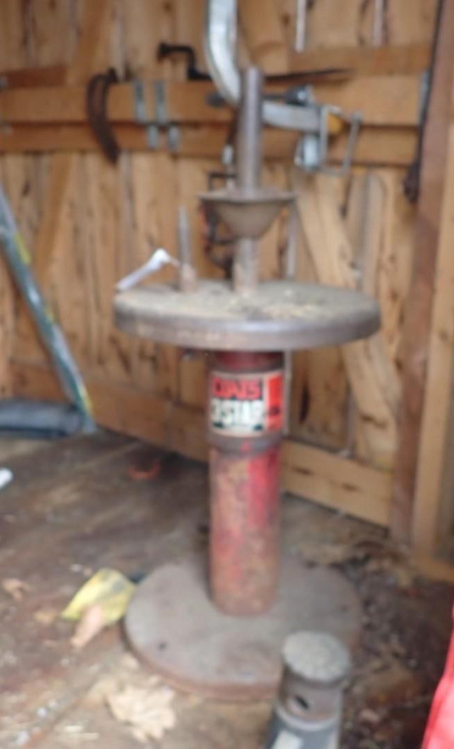 Coats 3-Star Tire Man (1 of 5)