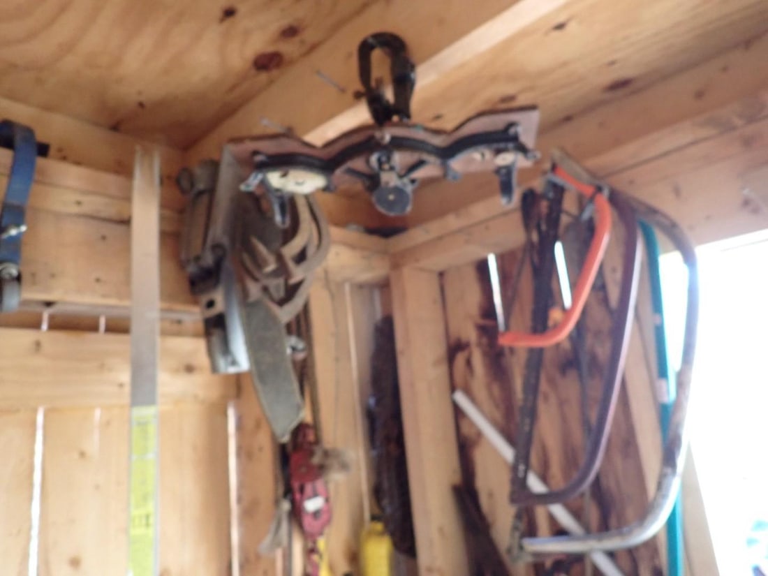 Picking Rights of Gambrel Style Toolshed - 11