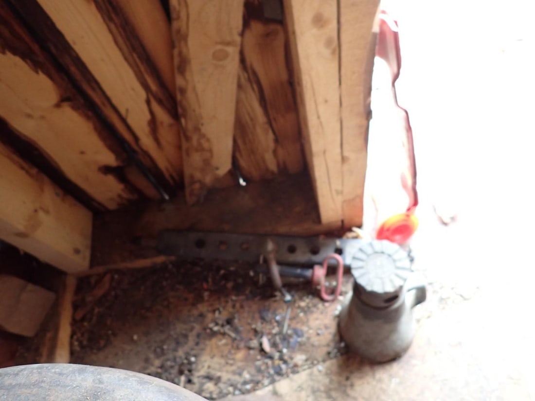 Picking Rights of Gambrel Style Toolshed - 13