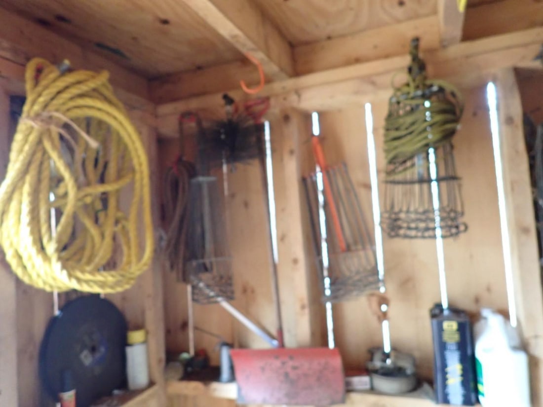 Picking Rights of Gambrel Style Toolshed - 5