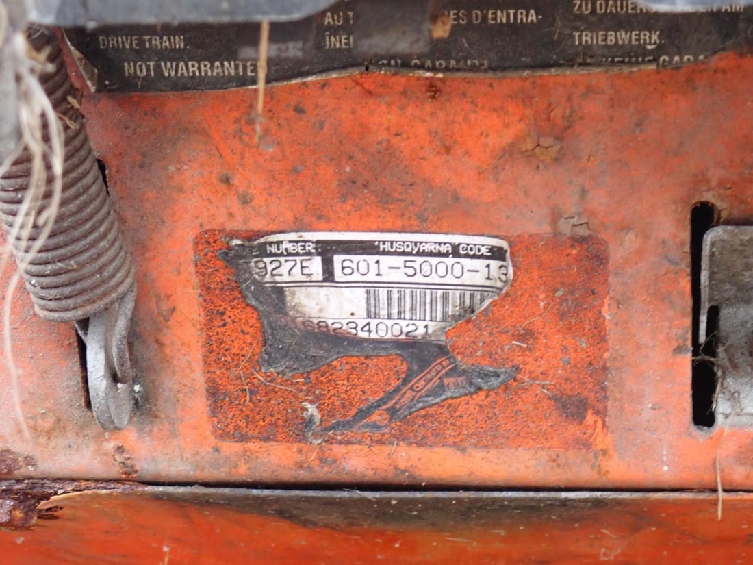 (4) Gas Powered Snowblower Projects - 11