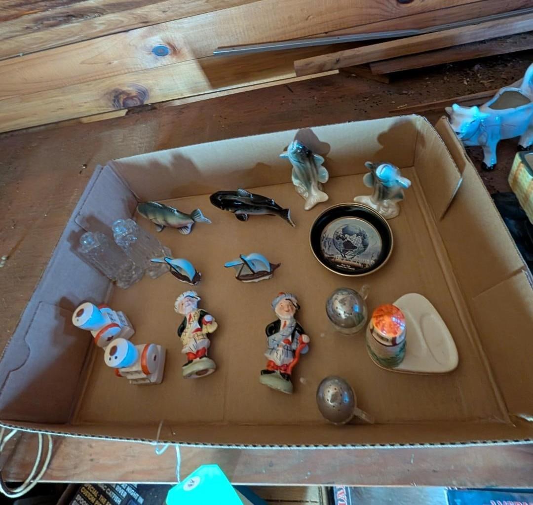 Vintage Salt & Peppers Shakers & Decoratives - 6