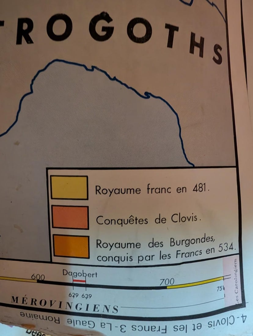 (12+/-) Vintage French World Maps - 7