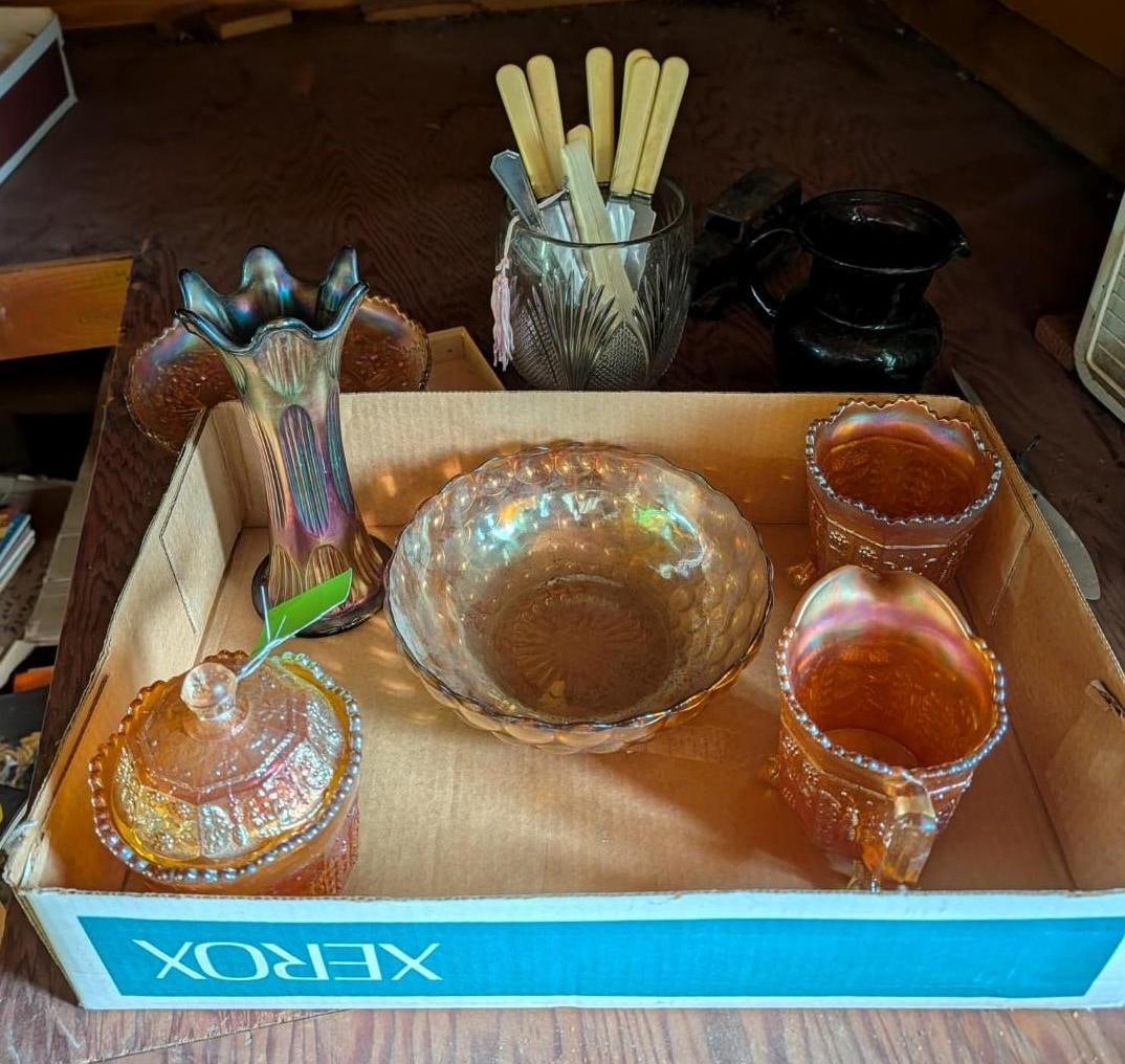 (8+) Antique Carnival Style Pressed Glass Articles & More (1 of 6)