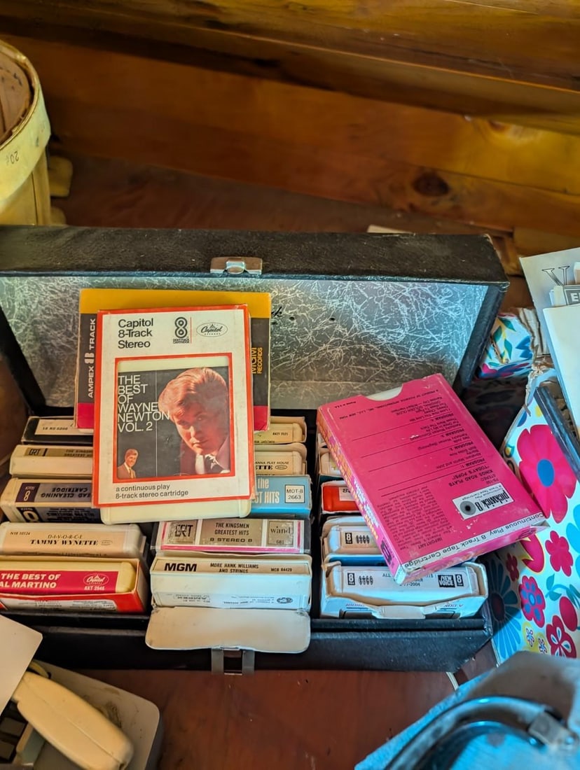 (100+/-) 45 LP Records - 13