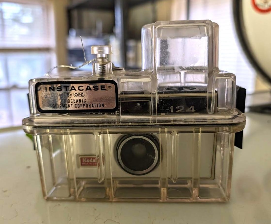Kodak 124 35mm Film Camera w/ Waterproof Instacase - 2