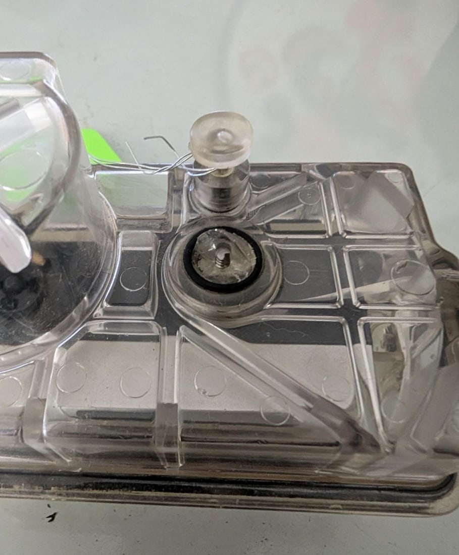 Kodak 124 35mm Film Camera w/ Waterproof Instacase - 4