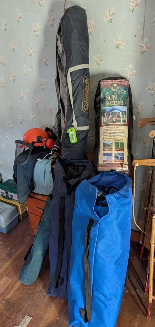 Coleman Camping Tent & Ozark Trail Sun Shelter (1 of 8)