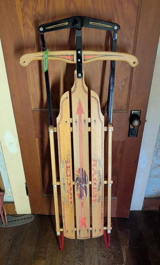 (4) Vintage Runner Sleds - 2