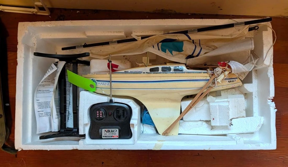 RC Nikko Sailboat: appears NIB 