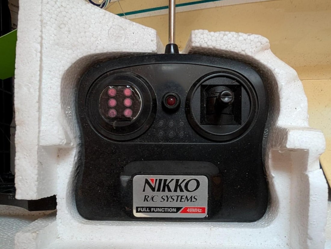 RC Nikko Sailboat - 5