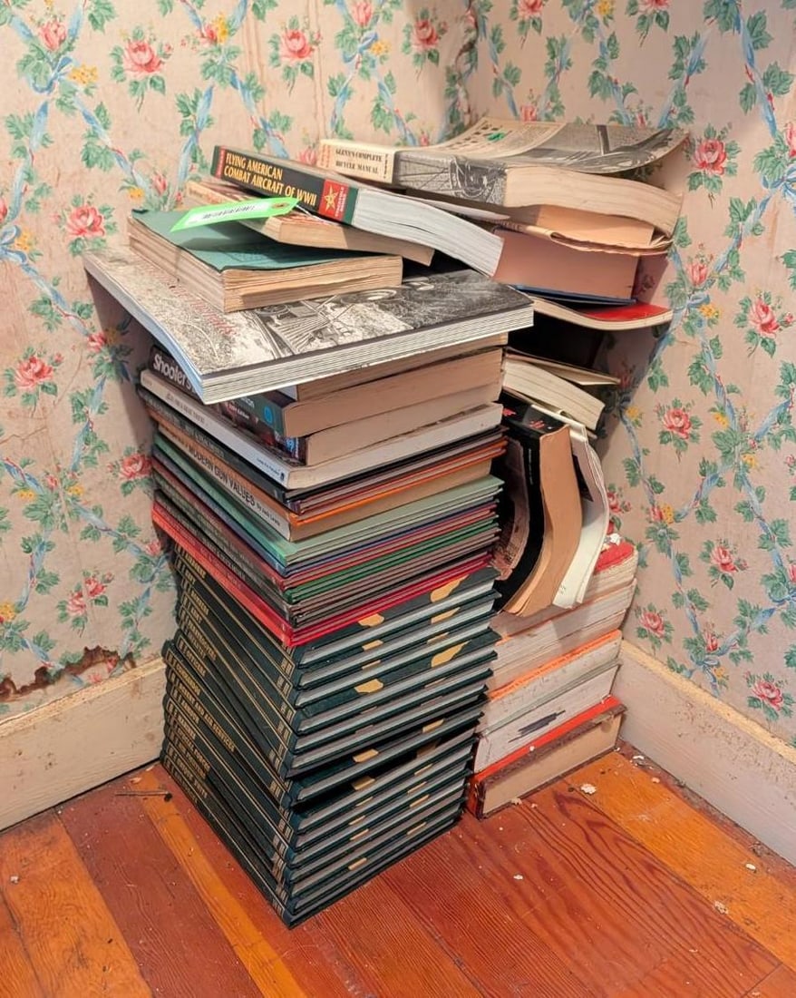 Asst. Military & Cook Books (1 of 8)