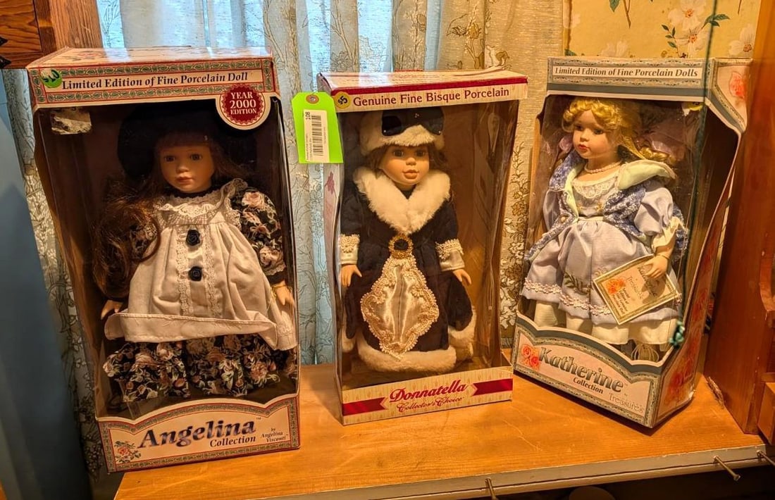 (3) Limited Edition Porcelain Dolls: "Angelina, Donatella, & Katherine" 