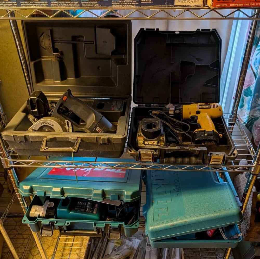 (4) Asst. Cordless Tools (1 of 11)