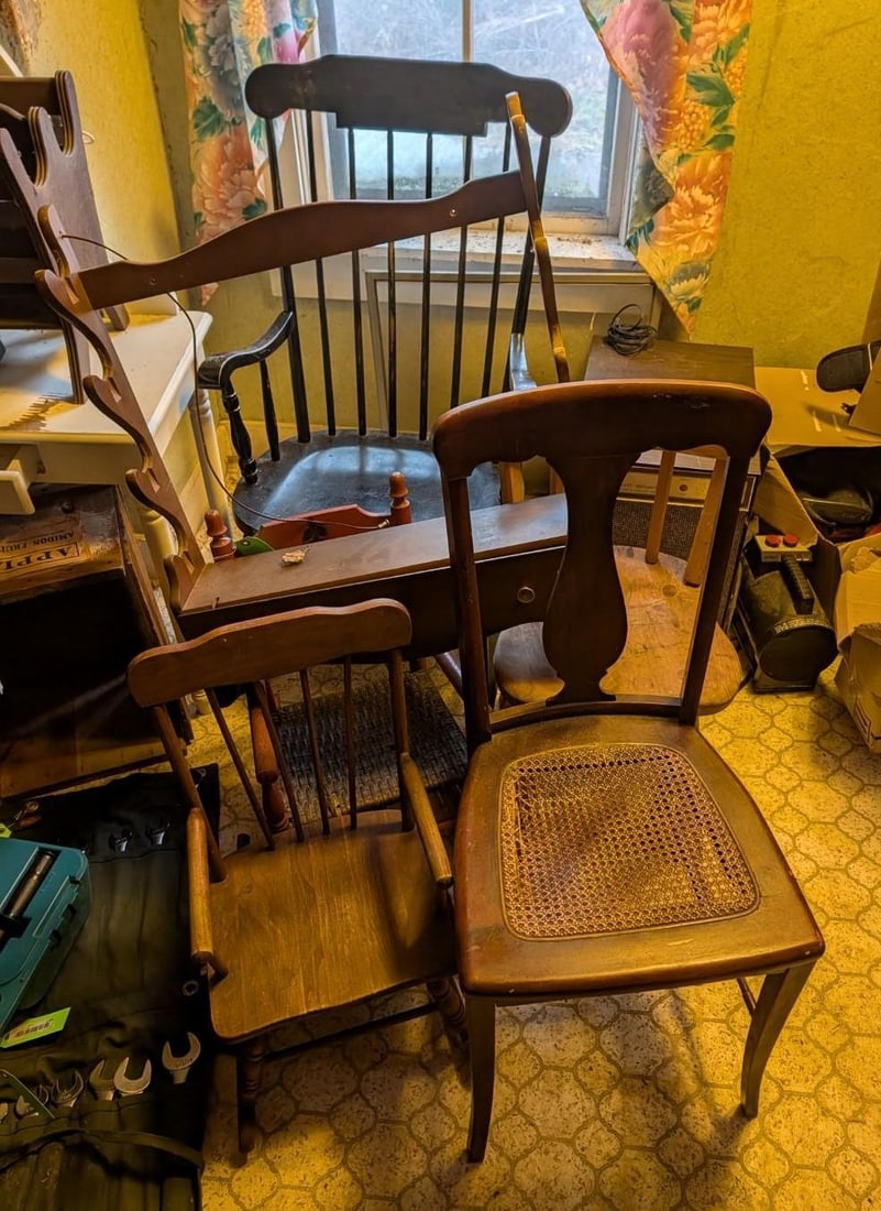 (4) Pieces of Furniture: (2) Childs Rocking Chairs etc. 