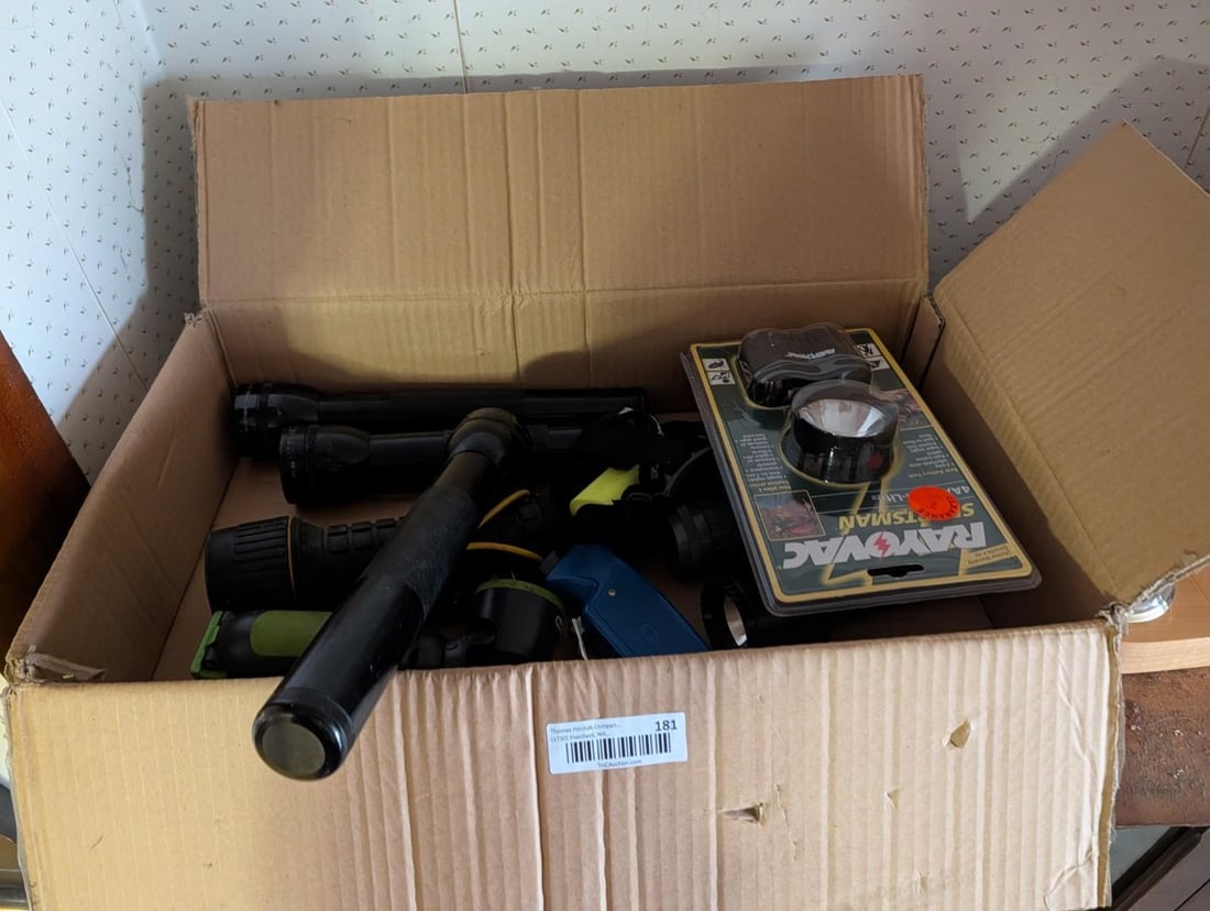 Asst. Flashlights & Headlamps: incl. MagLite 