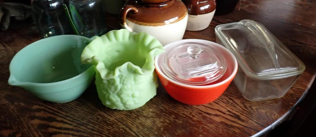 (5) Pcs. Collectible Dishware (1 of 17)